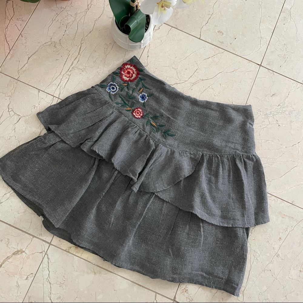 Zara - pleated skater skirt